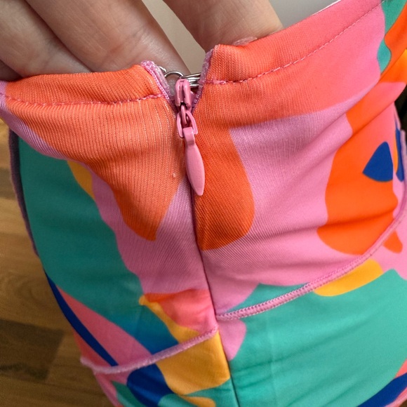 Tiger Mist Colorblock Two-Piece Set - Picture 8 of 9